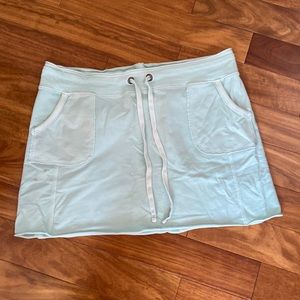 Women’s vintage Gap skirt with functional drawstring and side pockets